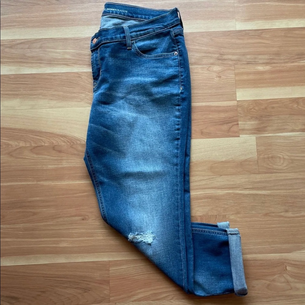 Old Navy boyfriend skinny jeans
